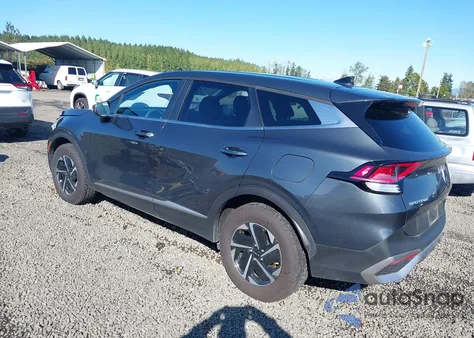 2024 Kia Sportage Hybrid Lx z USA, uszkodzony, nr VIN KNDPUCDG3R7171759